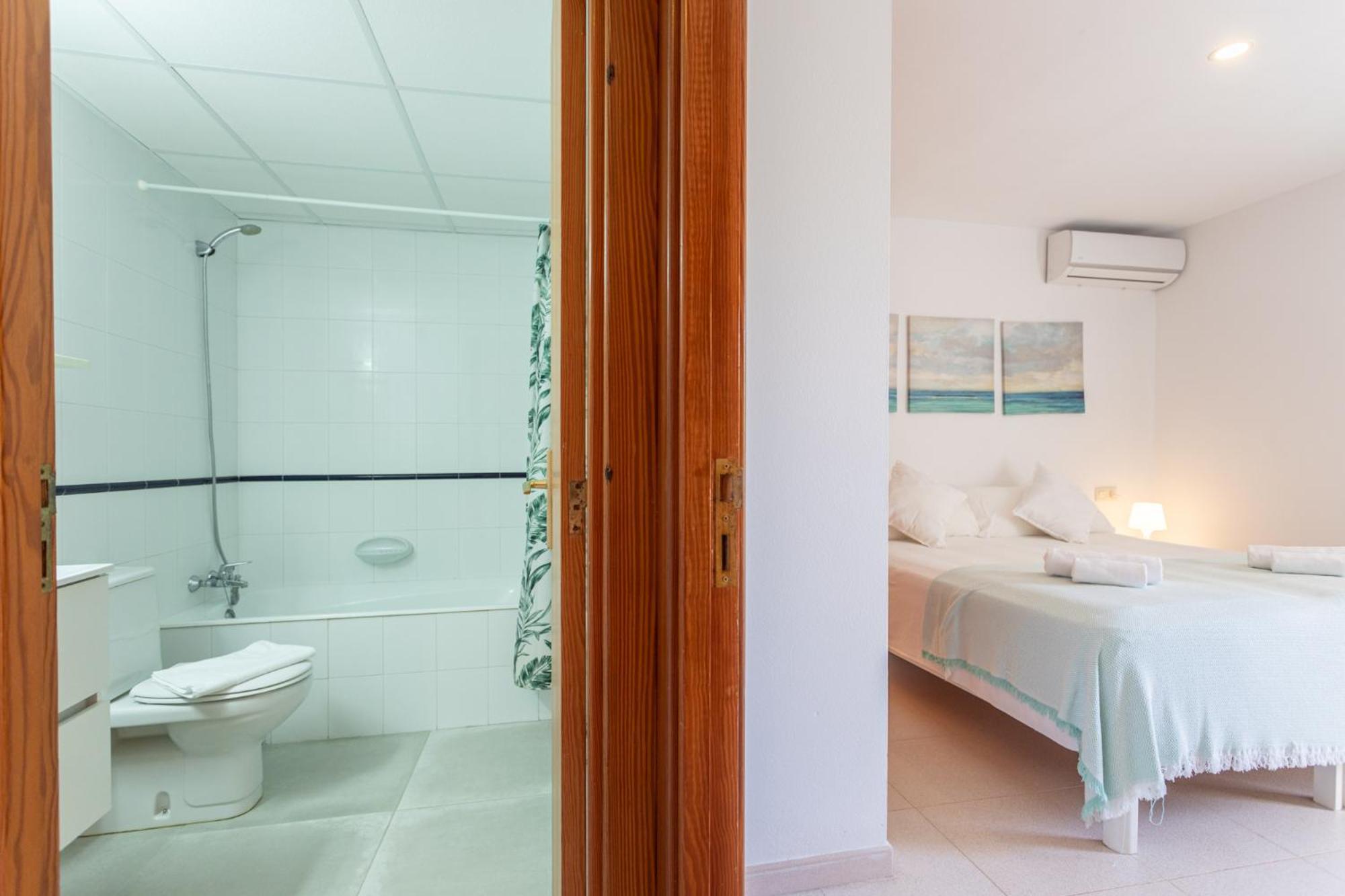 Apartamentos Es Dolc Colonia de Sant Jordi Buitenkant foto